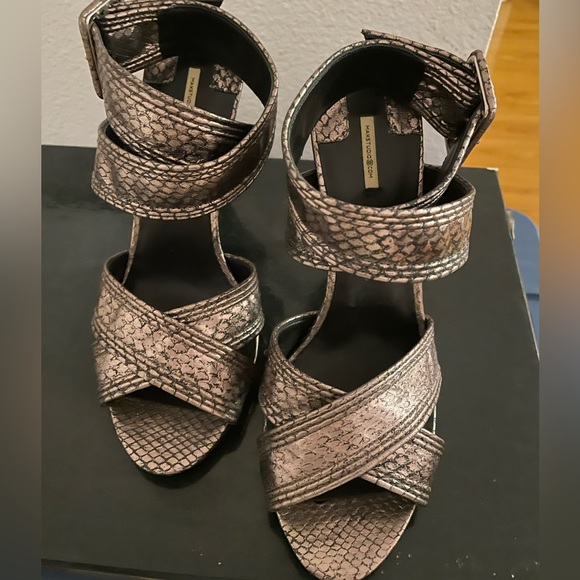 Max studios  ankle  open toes heels - Picture 2 of 6